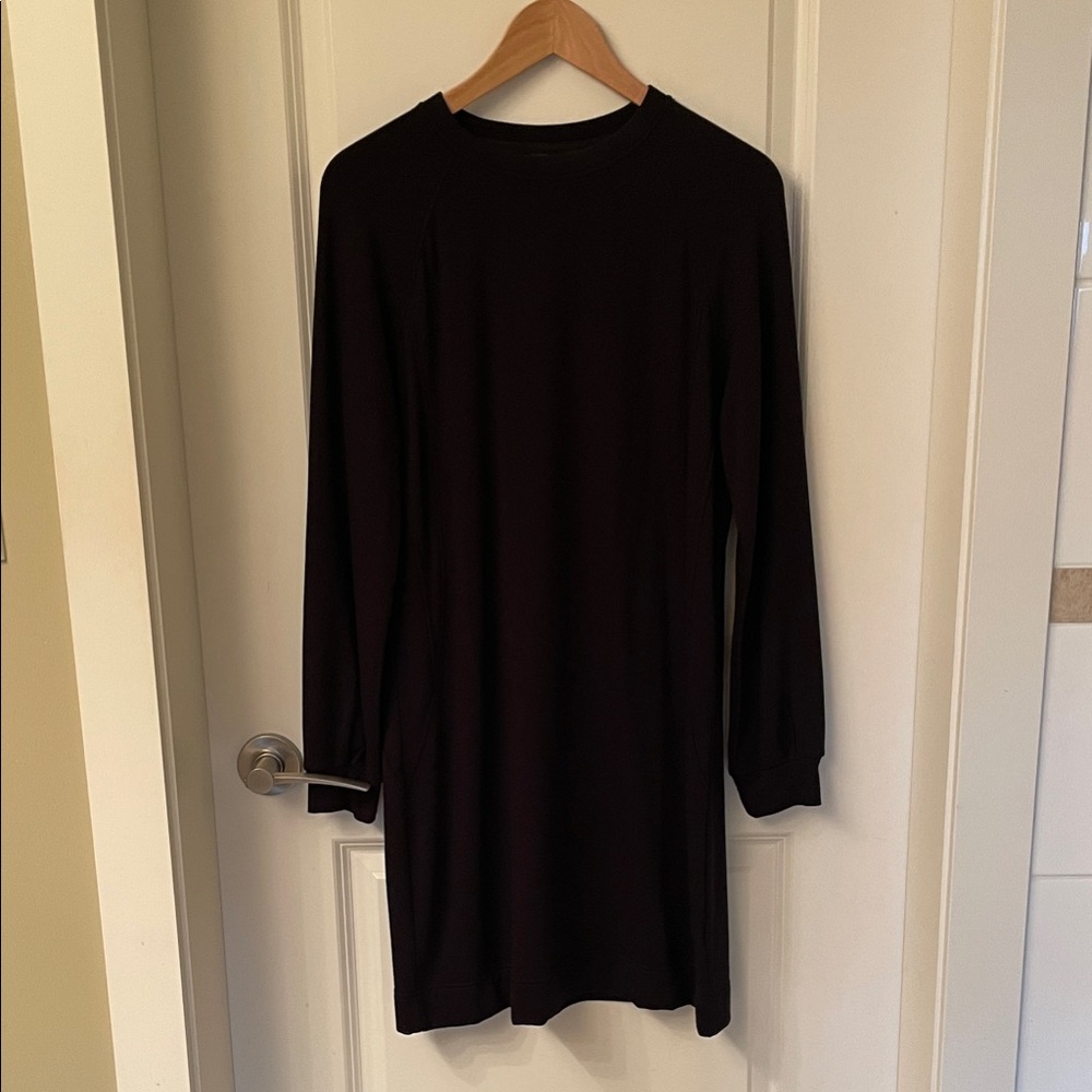 Black Long Sleeve Dress - sweatshirt material size M